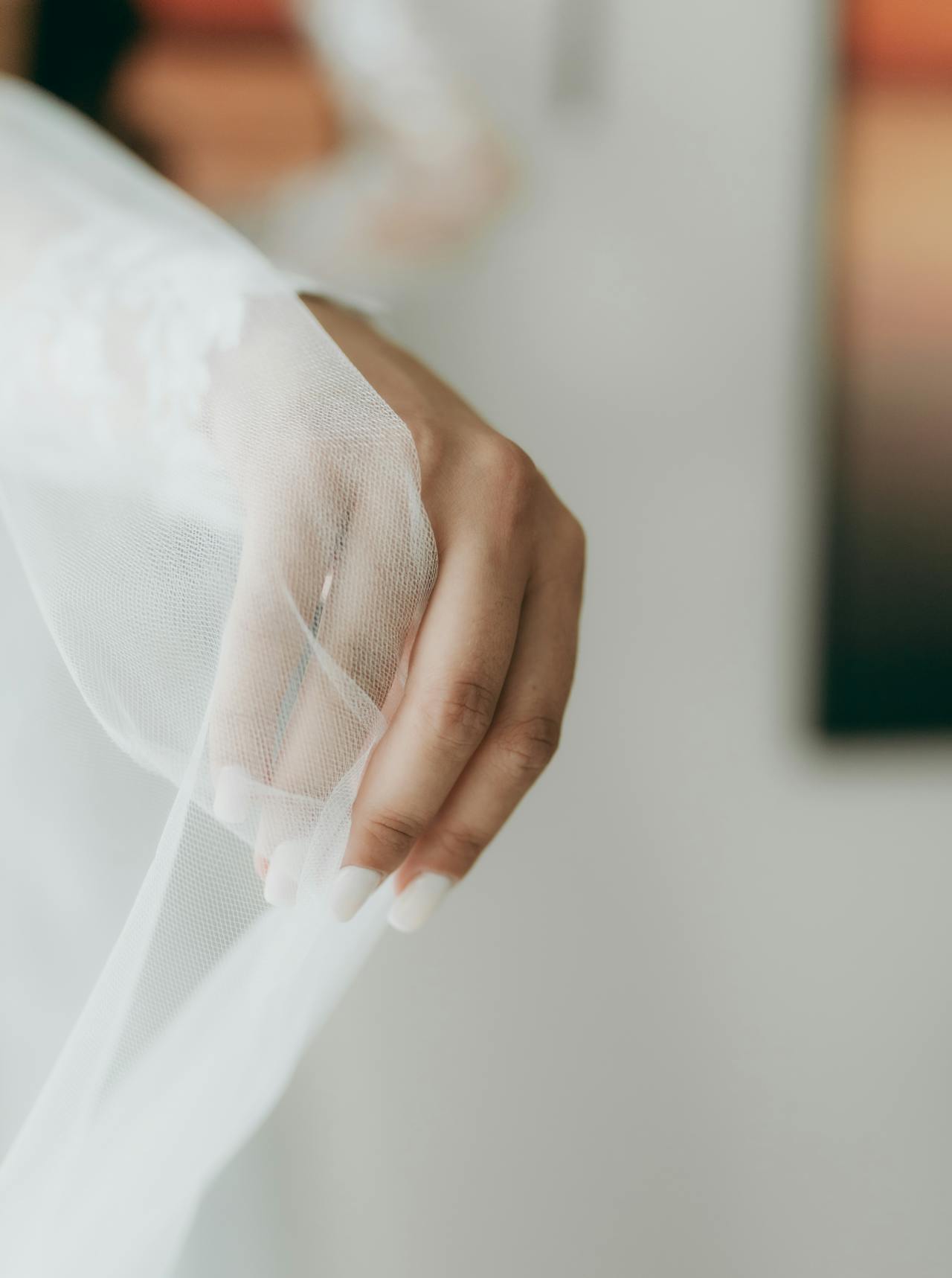 fashion-kako-nositi-osjetljive-tkanine-modnialmanah