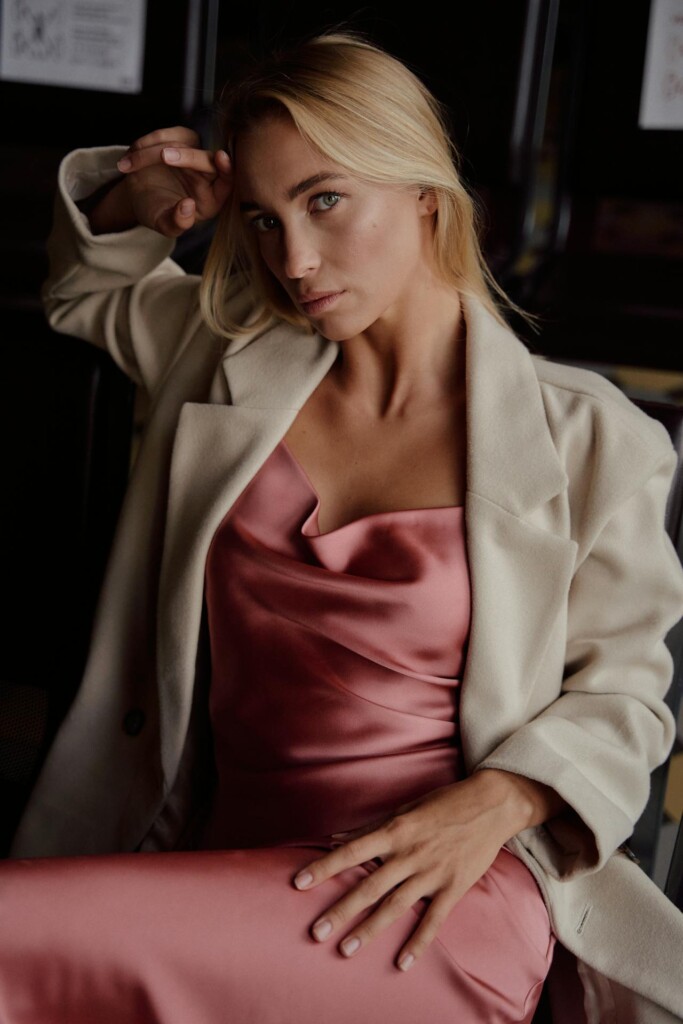 fashion-prljavo-roza-ružičasta-modnialmanah