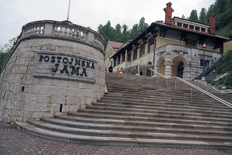 postojnska-jama-lifestyle-hotel-jama-predjamski-grad-izlet-vikend-modnialmanah