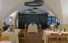 restoran-A3-dvorac-rajhenburg-modnialmanah-gastro