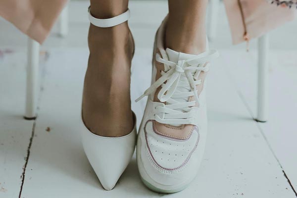 štikle-ili-tenisice-posebne-prigode-fashion-moda-modnialmanah