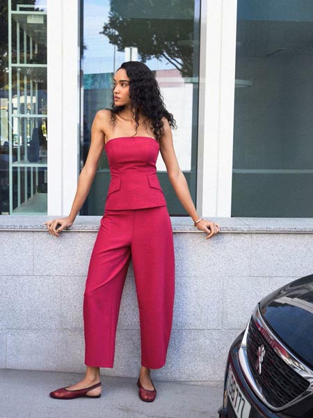fashion-top-bez-naramenica-modnialmanah