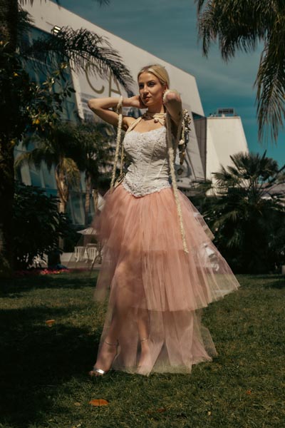 Aida-Korman-Côte-de-Rêve-fashion-modnialmanah