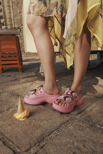 crocs-fashion-ljeto-modnialmanah