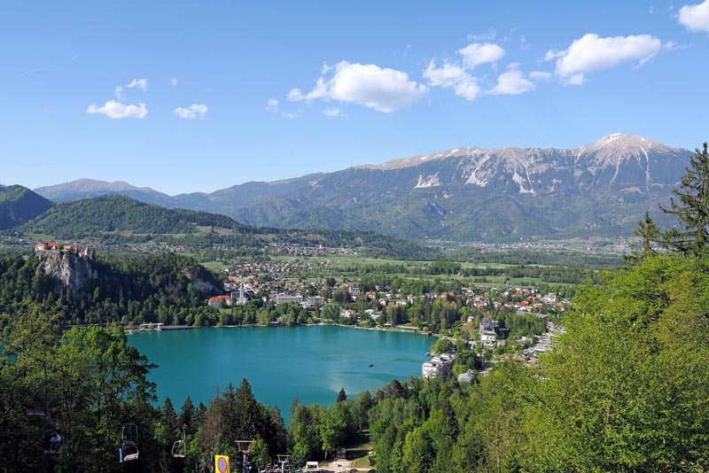 Summer-tobogganing-straža-Bled-lifestyle-sanjkanje-ljeto-modnialmanah
