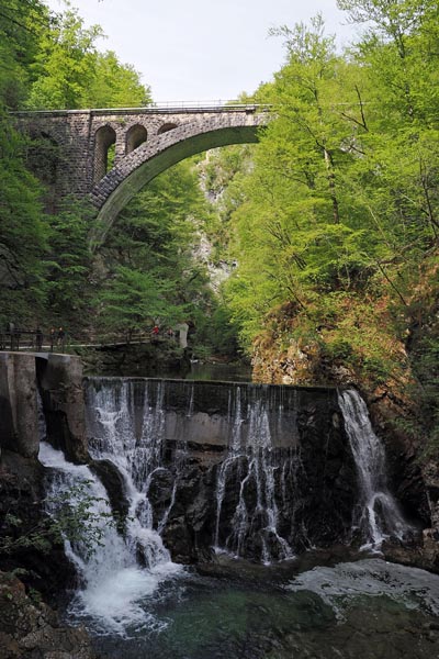Vintgar-park-gorge-lifestyle-modnialmanah