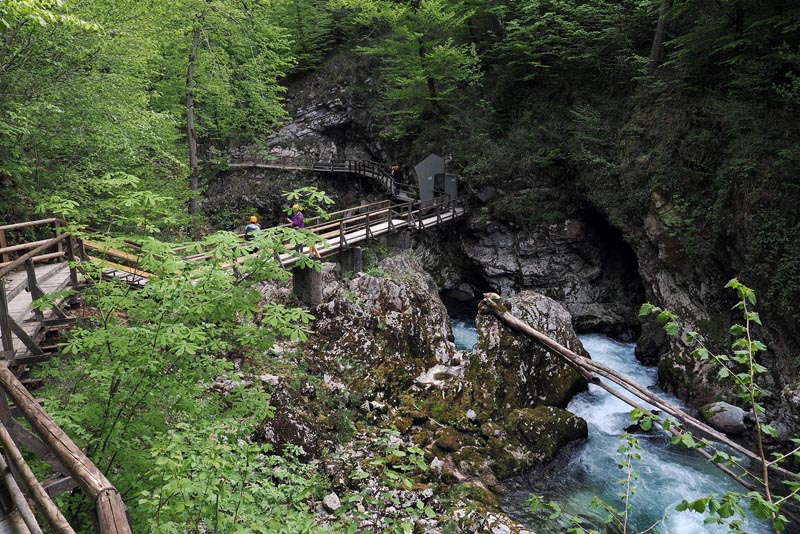 Vintgar-park-gorge-lifestyle-modnialmanah