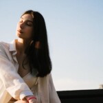 fashion-bijela-košulja-modnialmanah