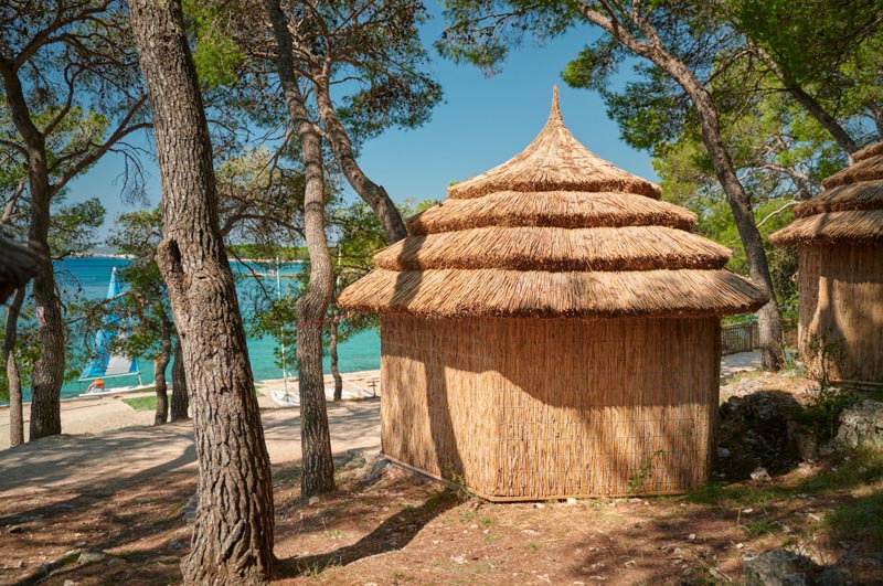 pine-beach-resort-pakoštane-modnialmanah-lifestyle