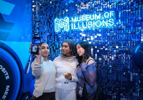 muzej-iluzija-london-museum-of-illusions-modnialmanah