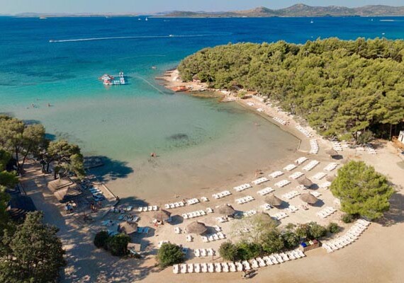 pine-beach-resort-pakoštane-modnialmanah-lifestyle
