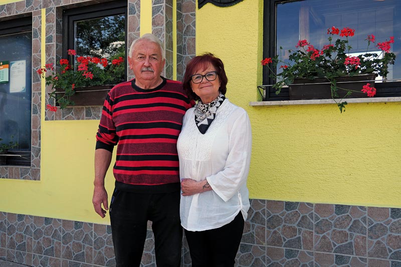 riba-in-pol-restoran-pastrva-šaran-gastronomija-feel-slovenia-modnialmanah