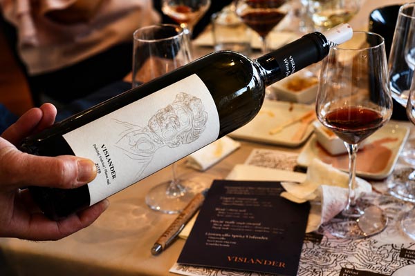 vislander-gastro-modnialmanah-wine-vino-vugava-bugava