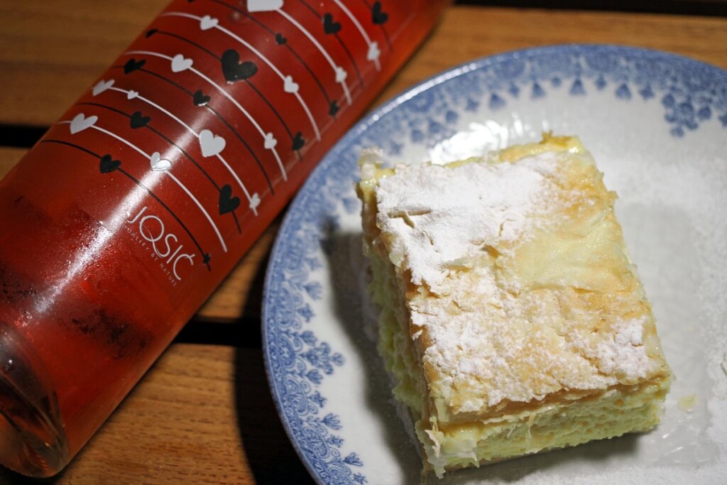 gastro-pri-staroj-vuri-modnialmanah-vino-uz-žlicu-eno-gastro