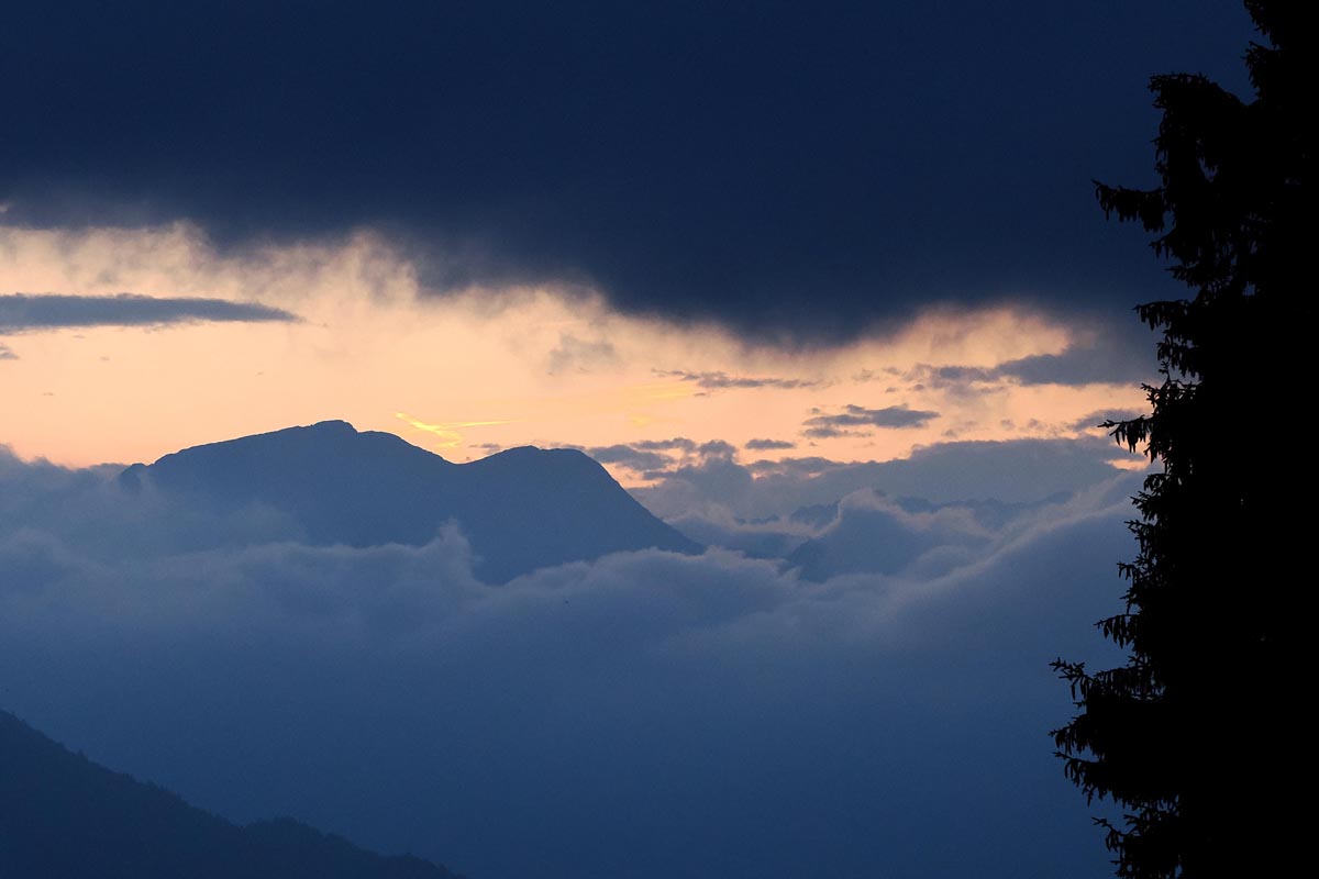 cerkno-postojna-planina-priroda-izlet-adrenalin-slovenija-modnialmanah-bicikl