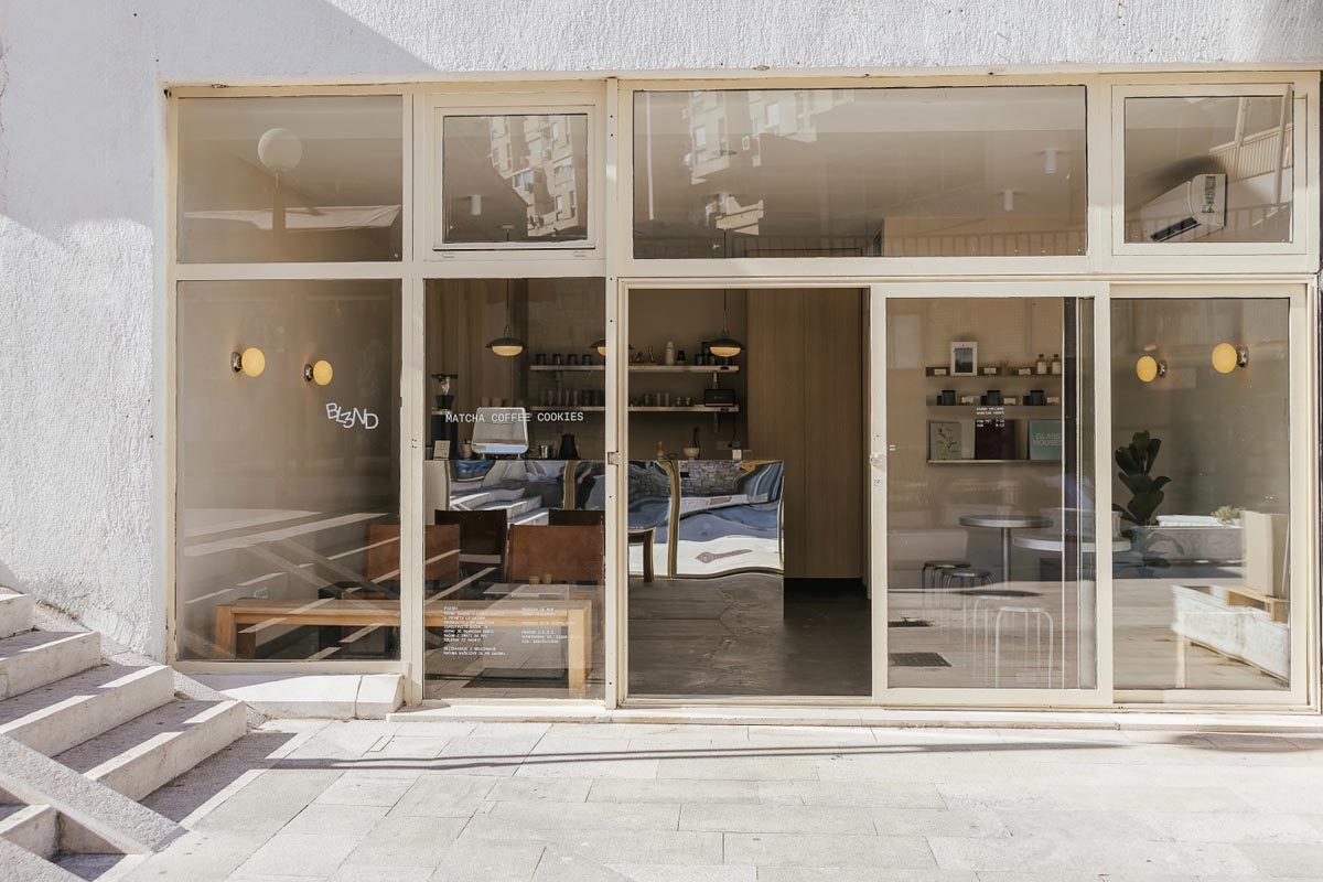DOGS’-CAFÉ-split-modnialmanah-lifestyle