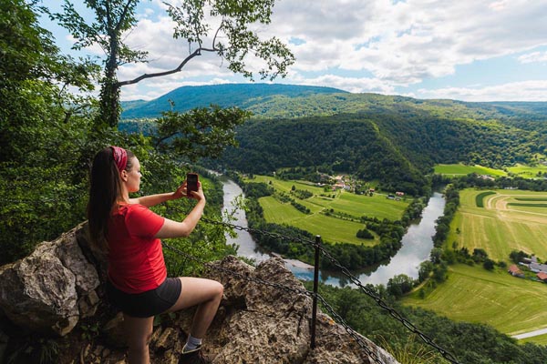 bela-krajina-slovenija-izlet-vikend-kupa-krupa-pčelarstvo-biljke-priroda-modnialmanah