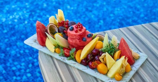 gastro-voće-na-platama-modnialmanah-gastronomija