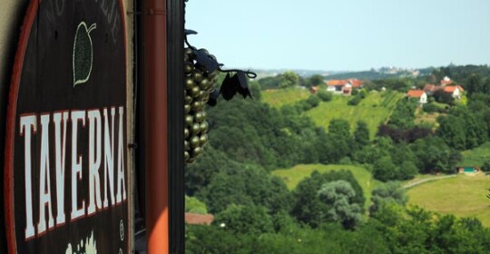 gostišče-taverna-jeruzalem-gastronomija-modnialmanah