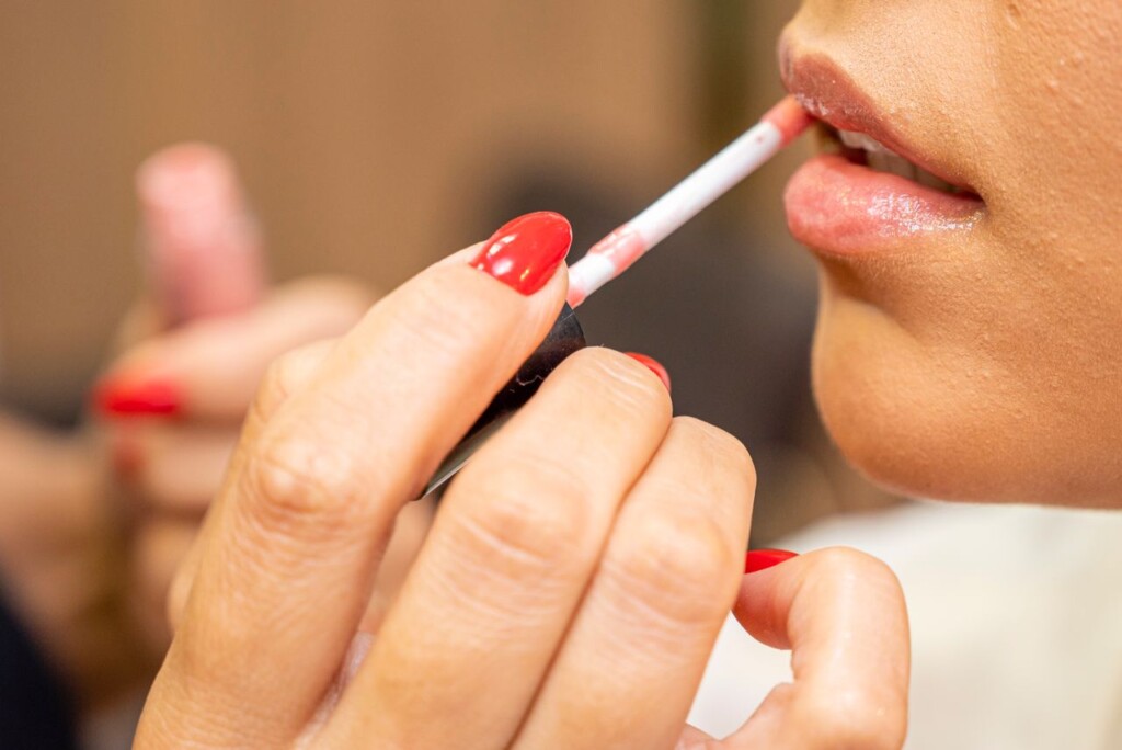 beauty-ruž-ili-sjajilo-modnialmanah