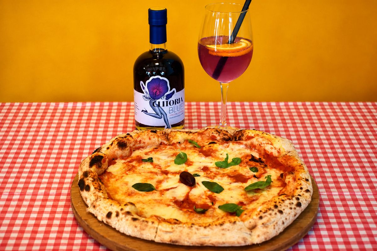 vino-uz-pizzu-gastronomija-modnialmanah-kaktus