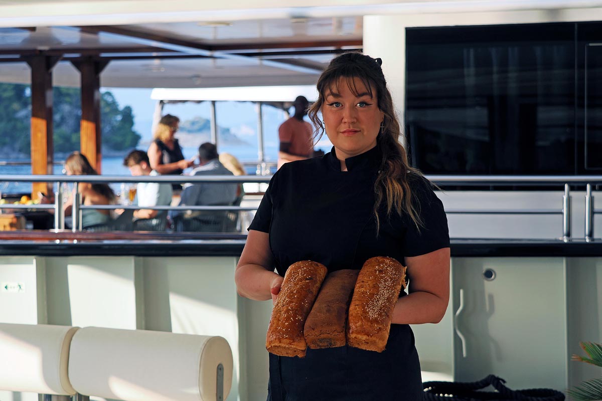 ave maria chef Julija