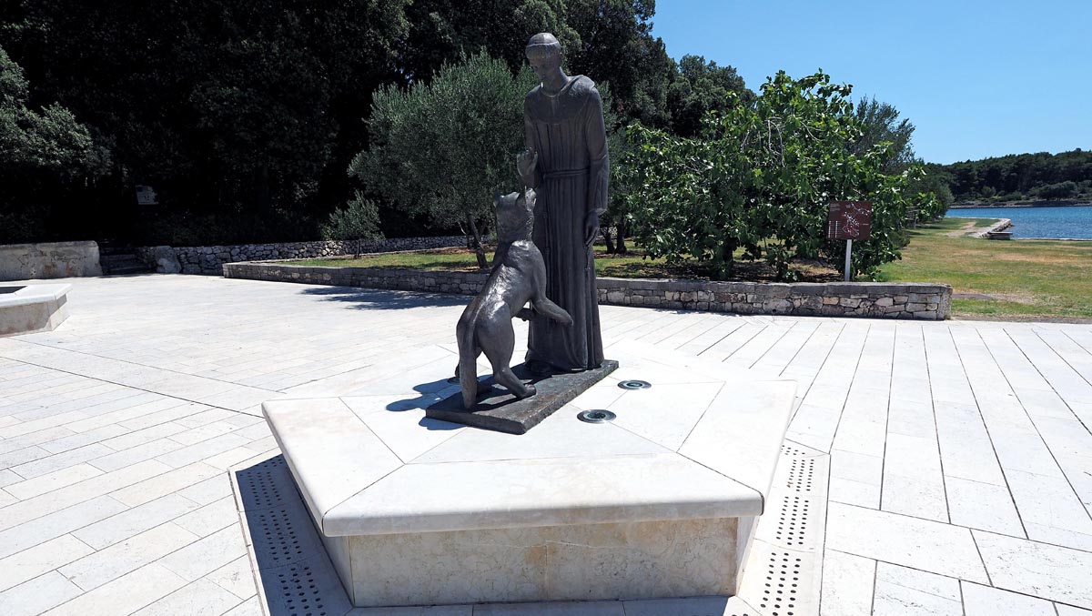 krk-otok-izlet-vikend-hrvatska-modnialmanah-košljun