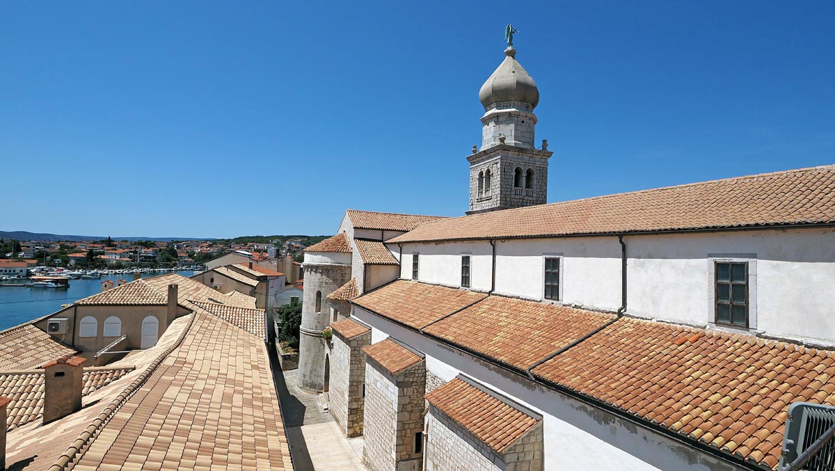 krk-otok-izlet-vikend-hrvatska-modnialmanah-košljun