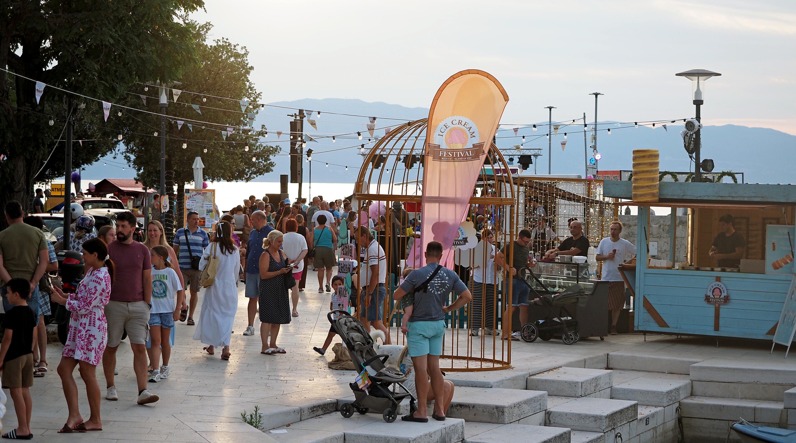 festival-sladoleda-njivice-gastro-krk-modnialmanah