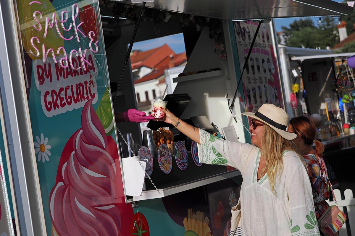 festival-sladoleda-njivice-gastro-krk-modnialmanah