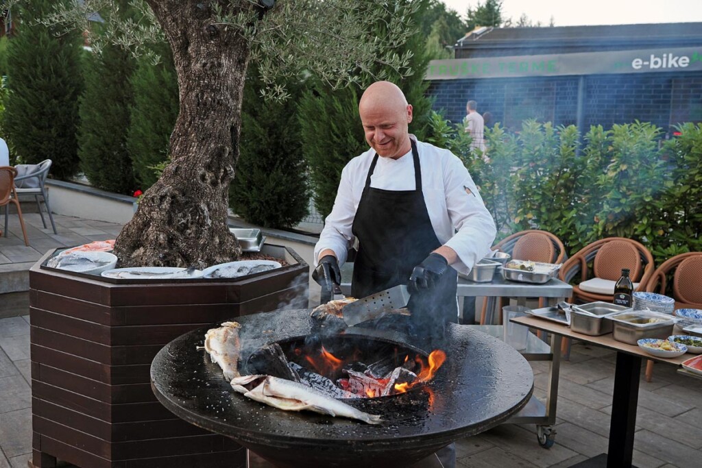 Mövenpick Resort & Spa Fruške Terme piazza restoran mediteransko veče