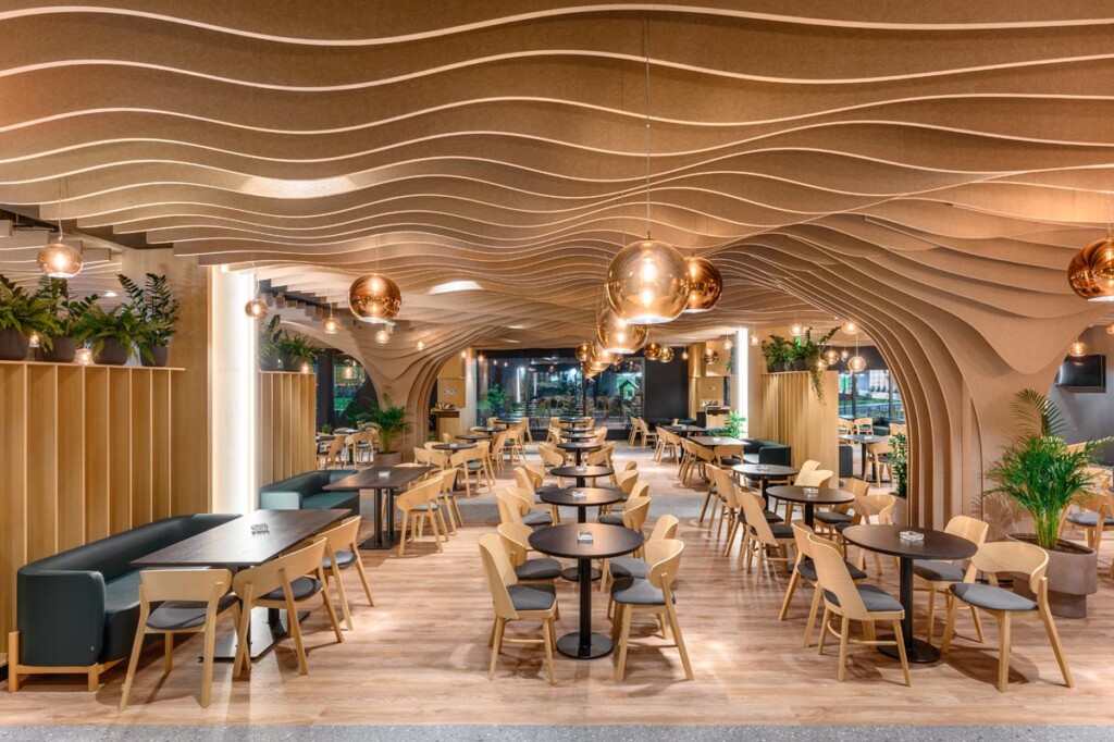 Mövenpick Resort & Spa Fruške Terme piazza restoran