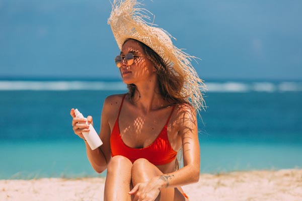 beauty-plaža-mlijeko-u-spreju-modnialmanah-koža-sunce