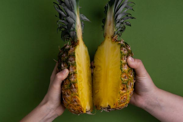 gastro-serviranje-ananas-modnialmanah