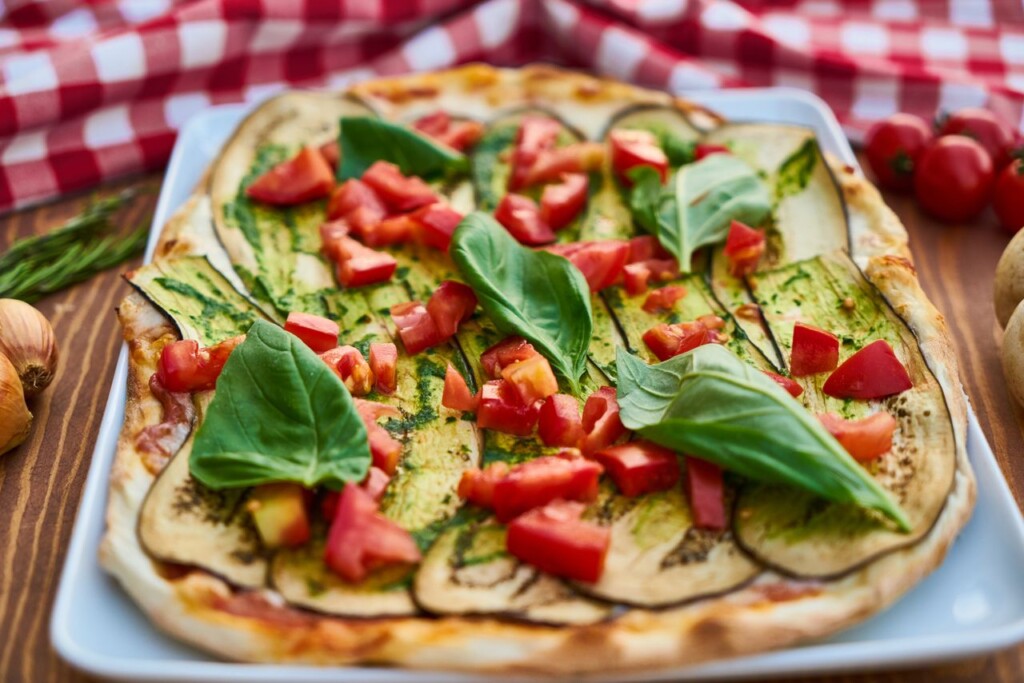 gastro-ljetna-pizza-s-povrćem-modnialmanah