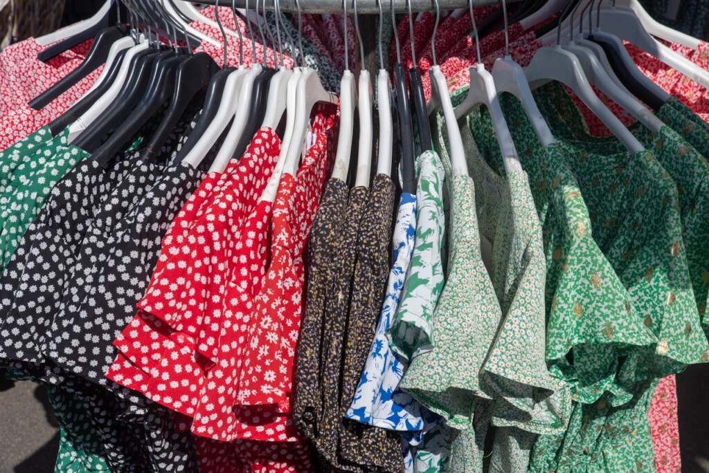 second-hand-kupovina-odjeće-i-modni-ulovi-shopping-modnialmanah