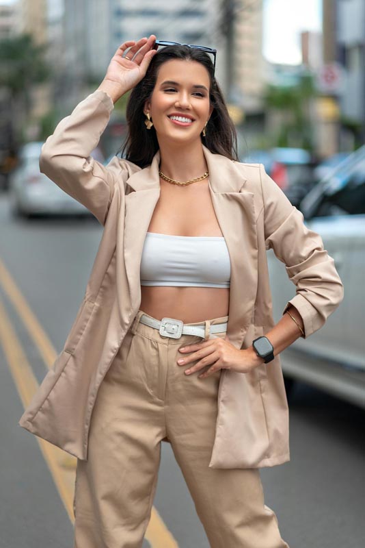 crop-top-i-poslovni-outfit-za-ured-fashion-modnialmanah