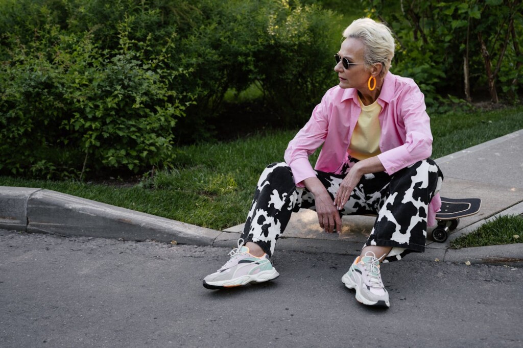 fashion-moderni-outfiti-za-slobodno-vrijeme-modnialmanah
