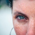 pjegice-nakon-ljeta-beauty-modnialmanah-prirodan-make-up-s-pjegicama
