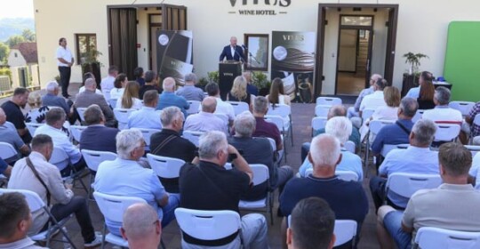 vitus-wine-hotel-modnialmanah-gastro