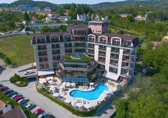 hotel premier aqua izvana