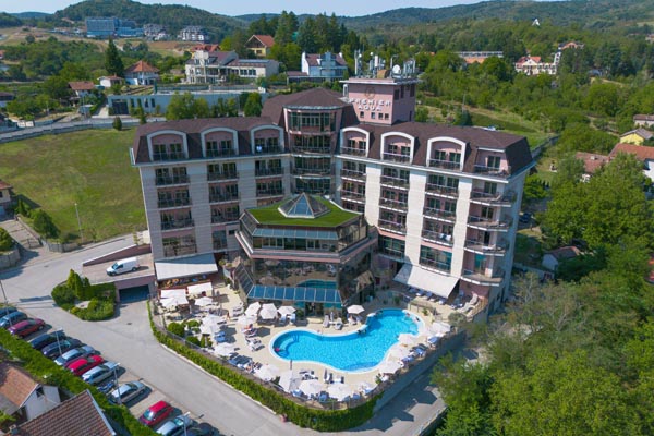 hotel premier aqua izvana